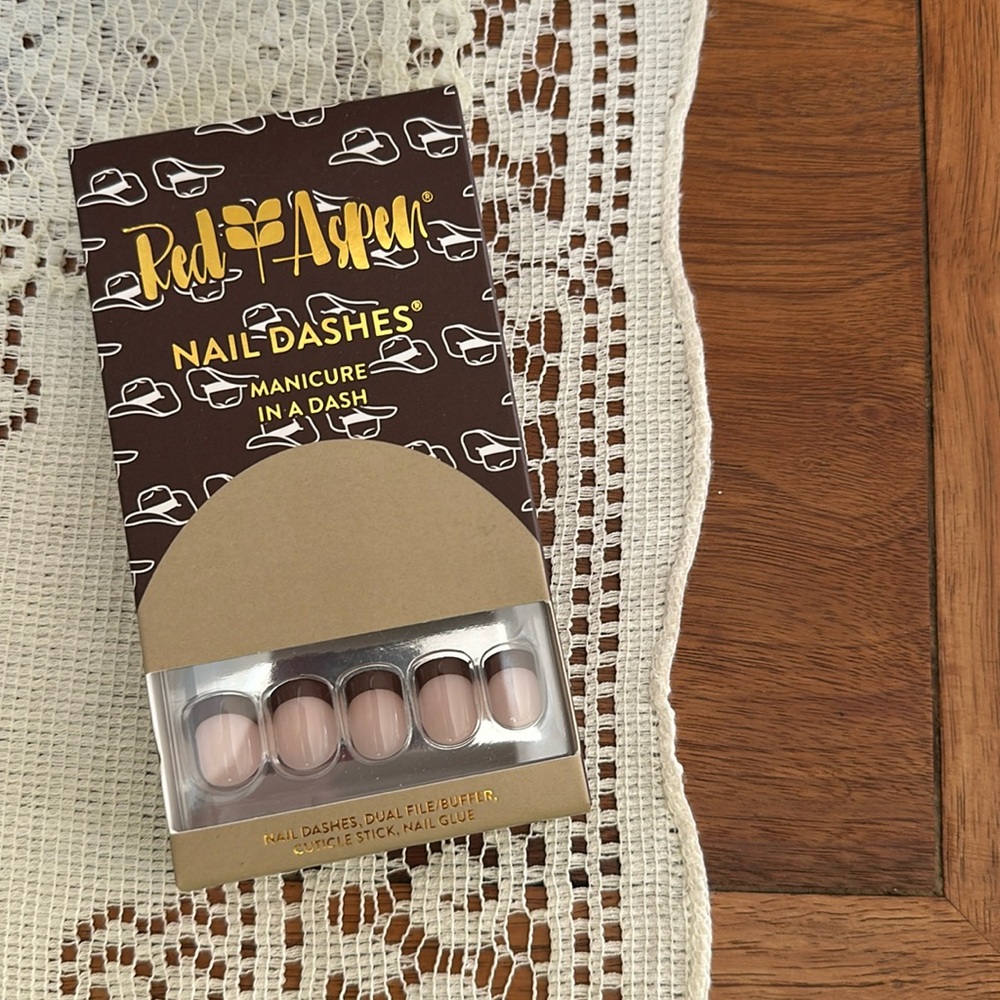 Red Aspen Nails